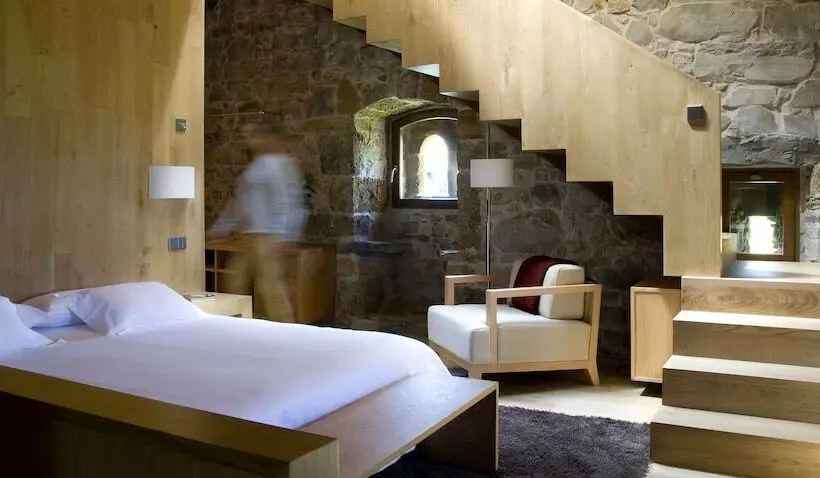 Hotel Torre De Villademoros