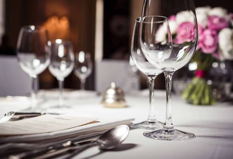 בית מלון כפרי Wrangler Inn