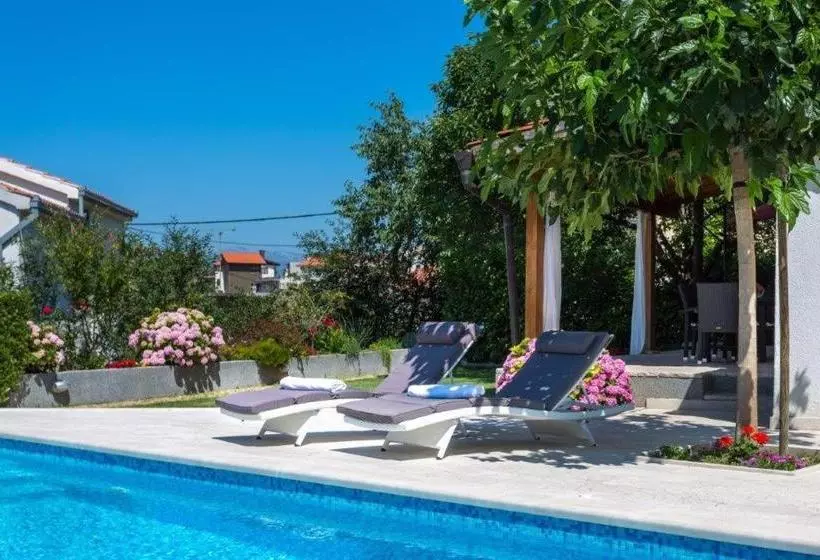 Apartments Milas
