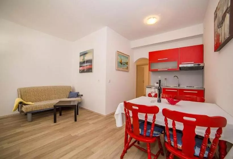 Apartments Milas