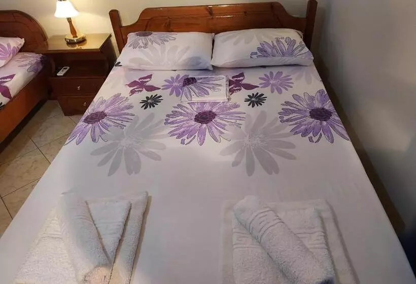 New Panorama Studios Electric Car φορτισησ στατιον