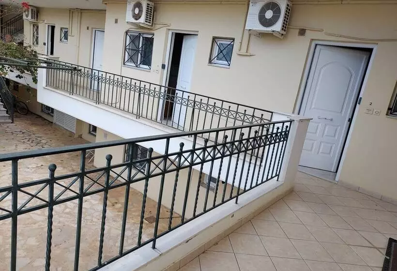 New Panorama Studios Electric Car φορτισησ στατιον