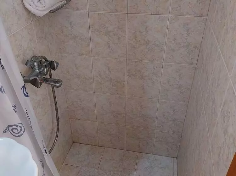 New Panorama Studios Electric Car φορτισησ στατιον