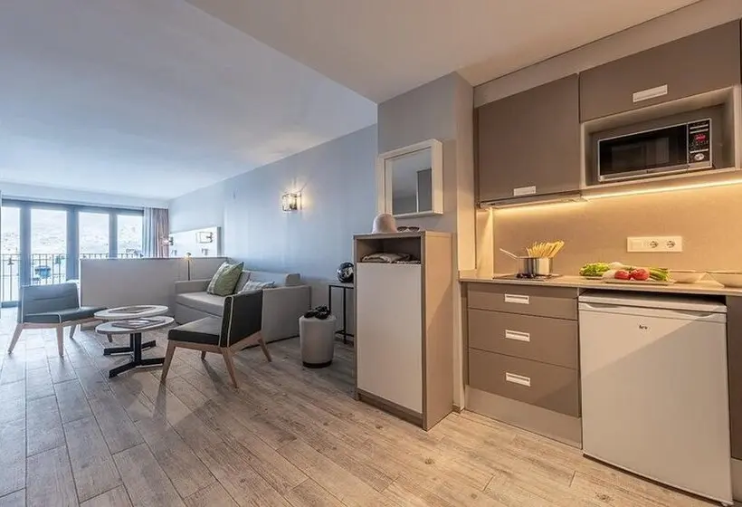 Apartamentos Caribou