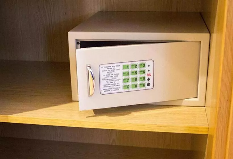 Encasa Hotel Almansa