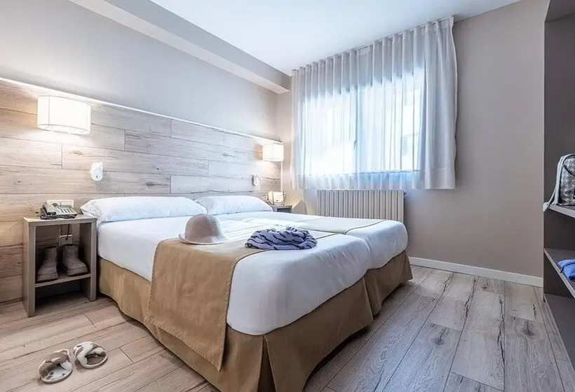 בית מלון כפרי Caribou