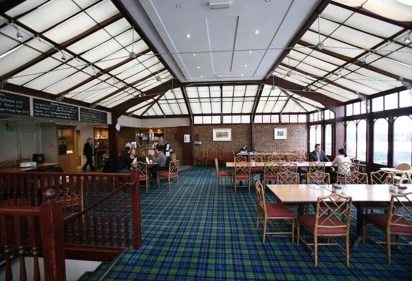 Отель Dale Hill