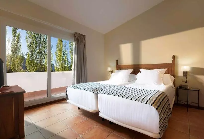 Отель Fuerte Grazalema