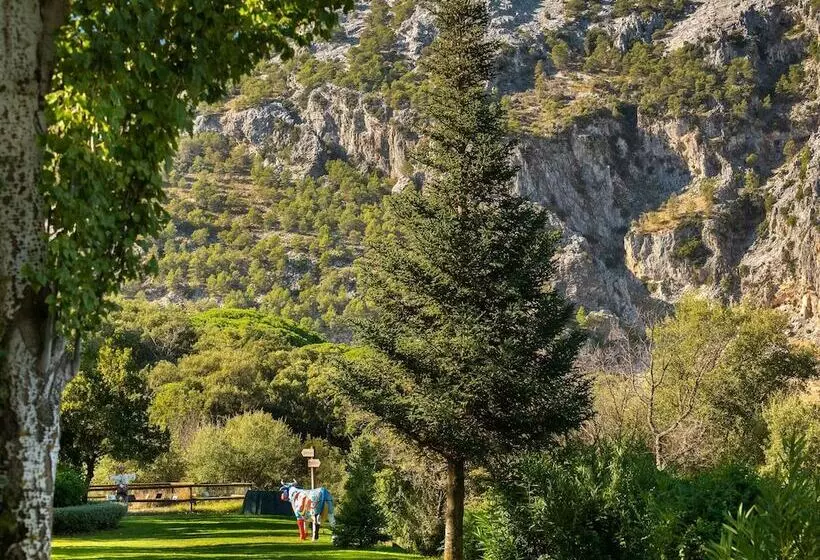 Отель Fuerte Grazalema