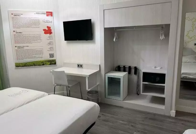 酒店 Ibis Styles Madrid Prado