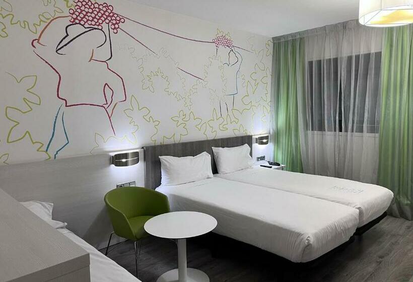 هتل Ibis Styles Madrid Prado