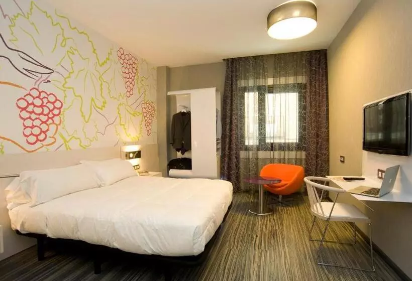 酒店 Ibis Styles Madrid Prado