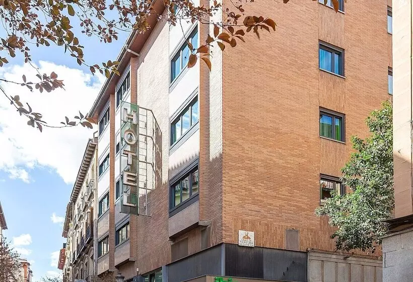 هتل Ibis Styles Madrid Prado