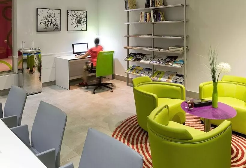 هتل Ibis Styles Madrid Prado