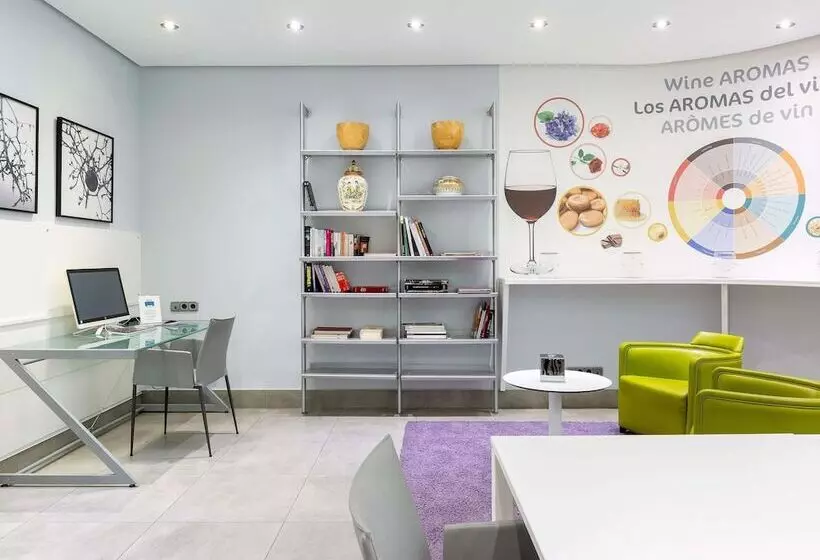 هتل Ibis Styles Madrid Prado