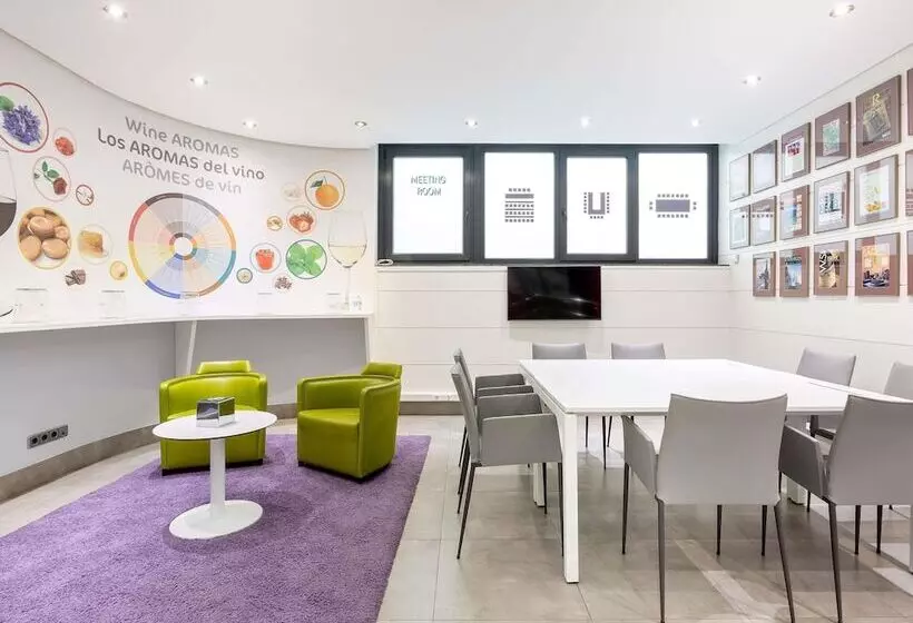 هتل Ibis Styles Madrid Prado