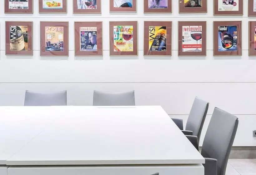 هتل Ibis Styles Madrid Prado
