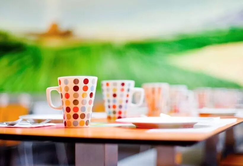 هتل Ibis Styles Madrid Prado