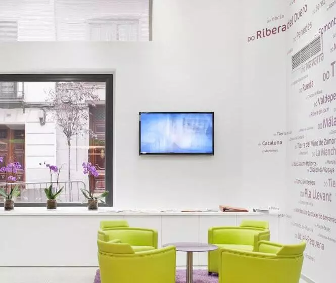 هتل Ibis Styles Madrid Prado