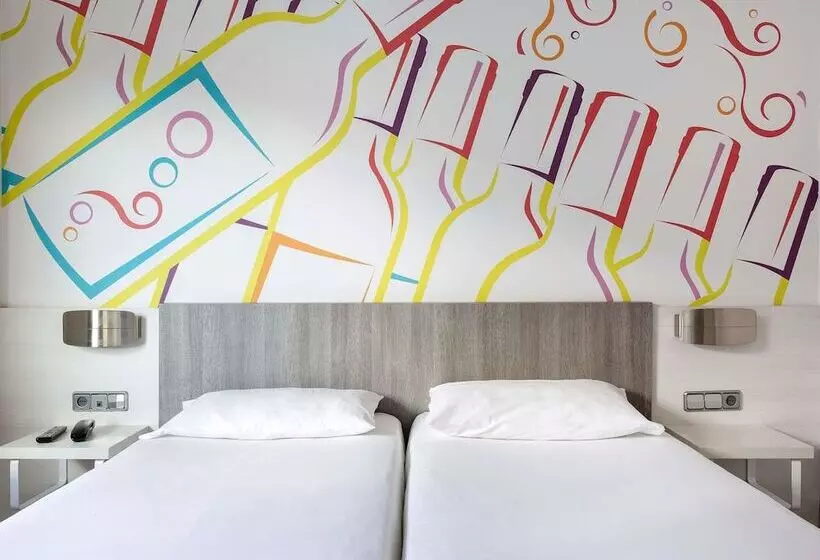 هتل Ibis Styles Madrid Prado