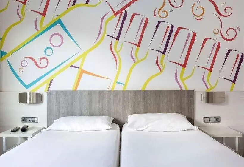 هتل Ibis Styles Madrid Prado