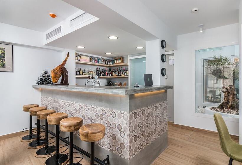 Отель Linda Boutique