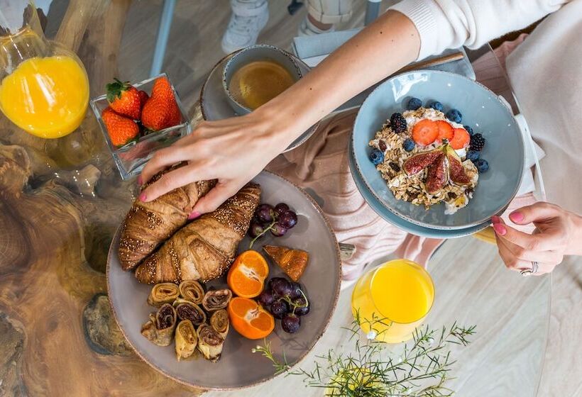 Отель Linda Boutique