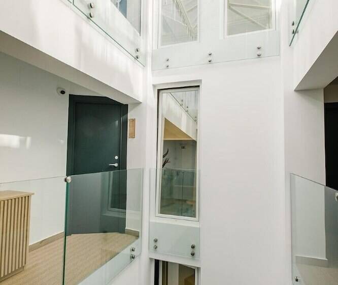 Отель Linda Boutique