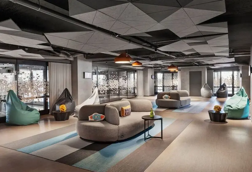 Hotel Moxy Barcelona