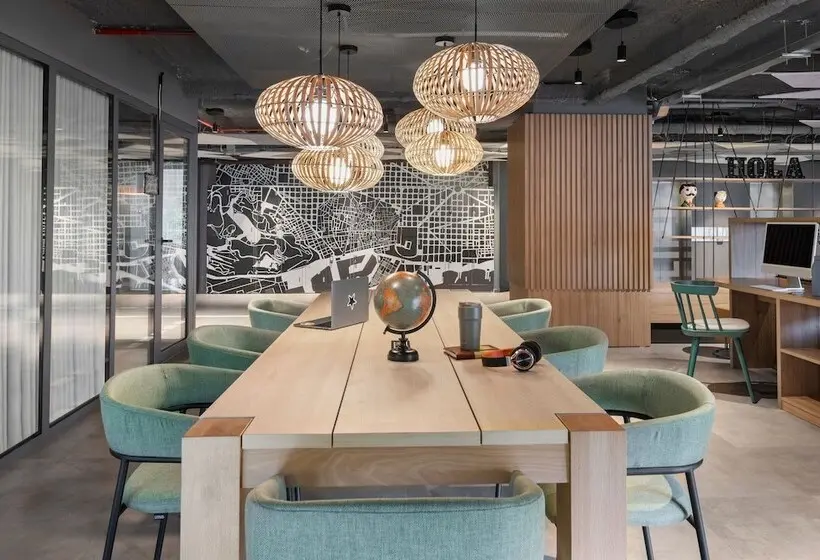 Hotel Moxy Barcelona