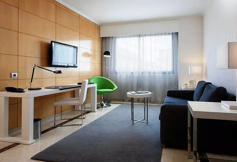 هتل Suites Prisma