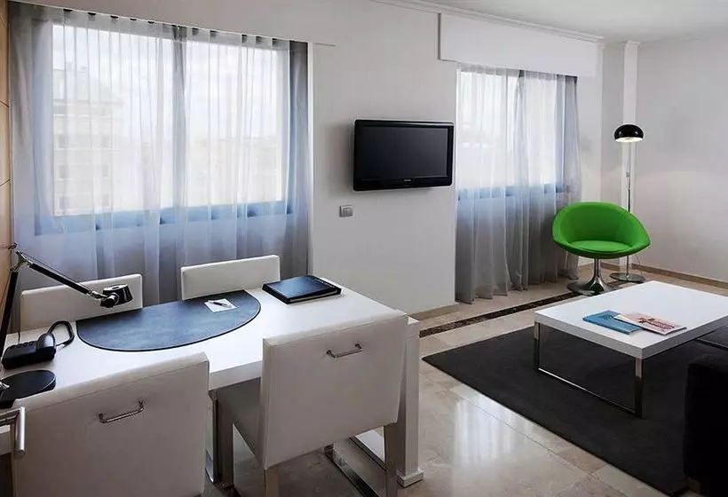 هتل Suites Prisma