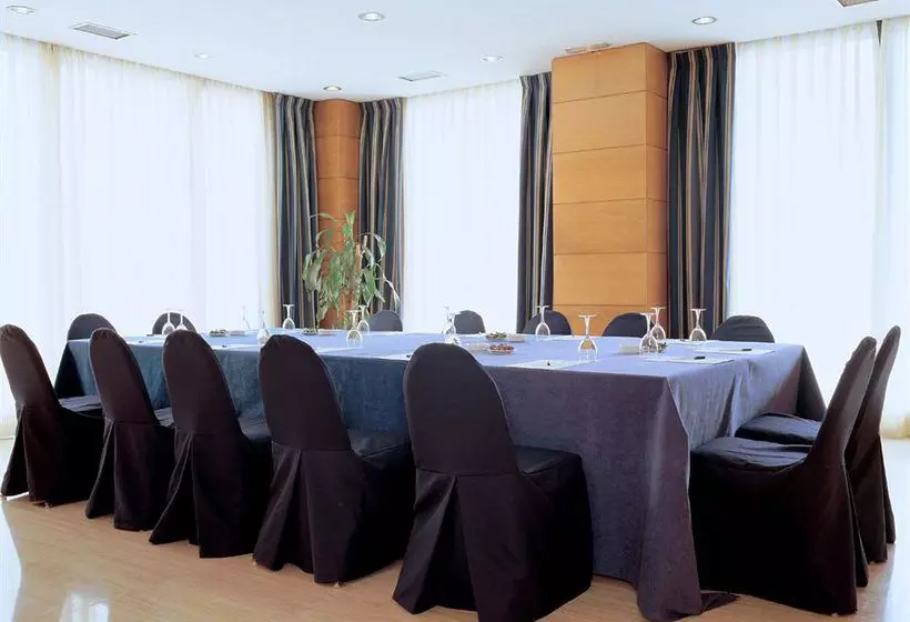 هتل Suites Prisma