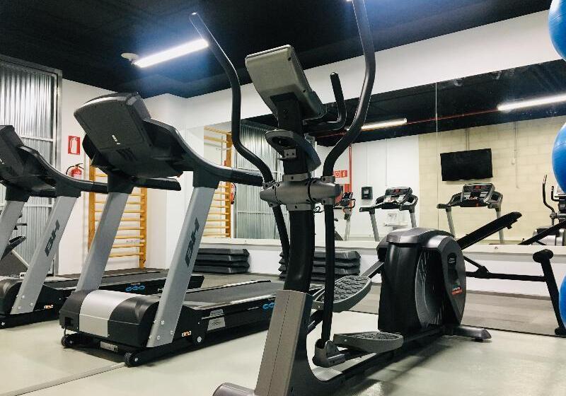 فندق Oca Puerta Del Camino