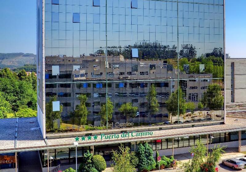 فندق Oca Puerta Del Camino