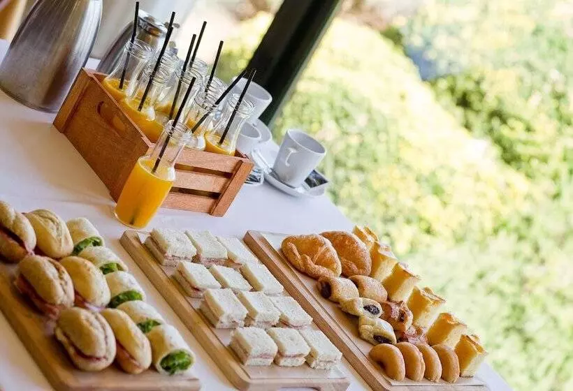 Отель Oca Puerta Del Camino