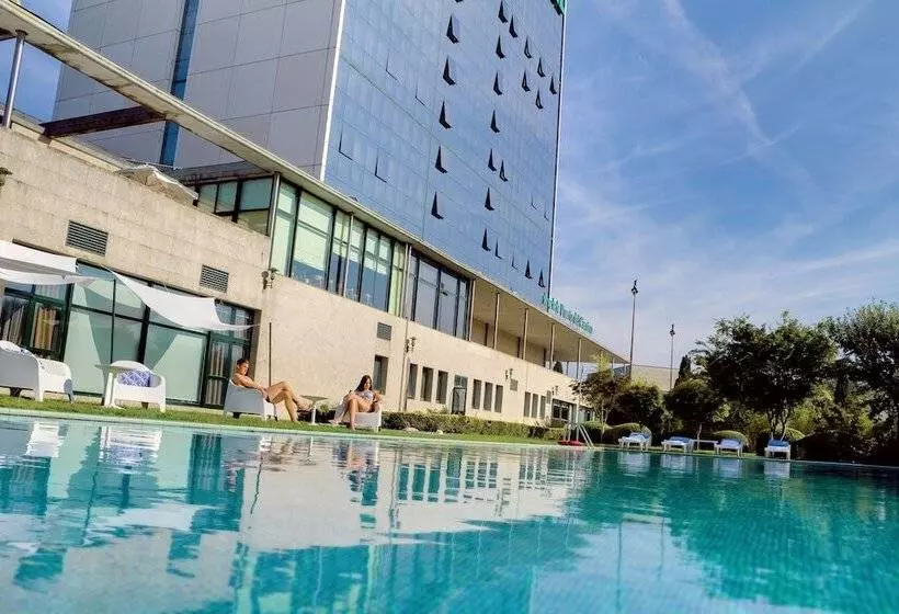 Отель Oca Puerta Del Camino