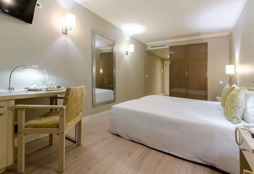 هتل Olissippo Marques De Sa