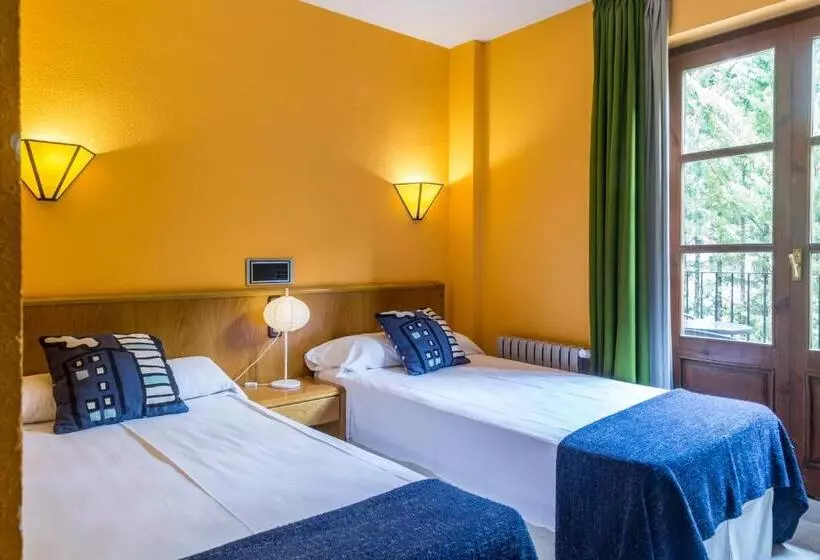 فندق San Anton Benasque