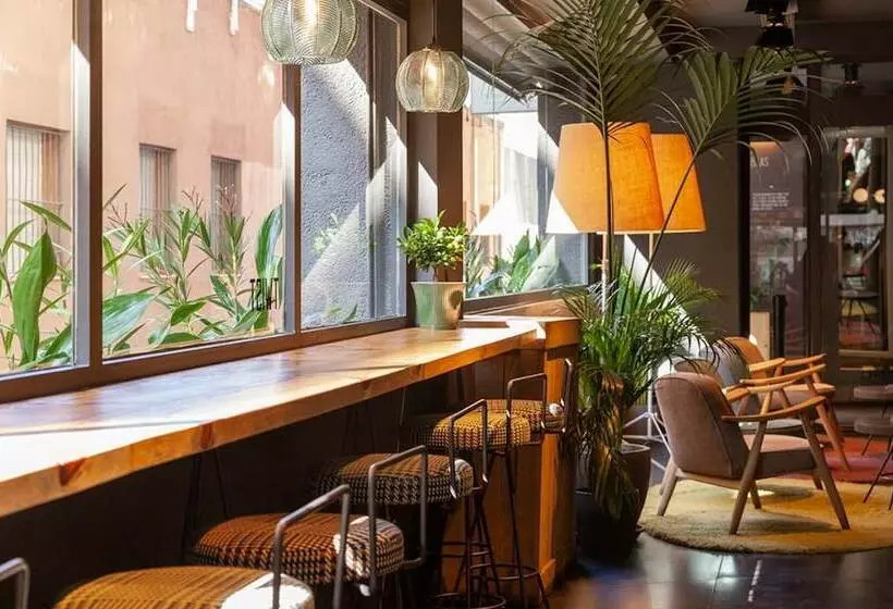 Отель Sixties Ramblas