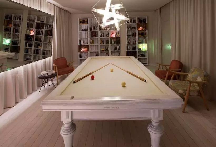 Отель Sixties Ramblas