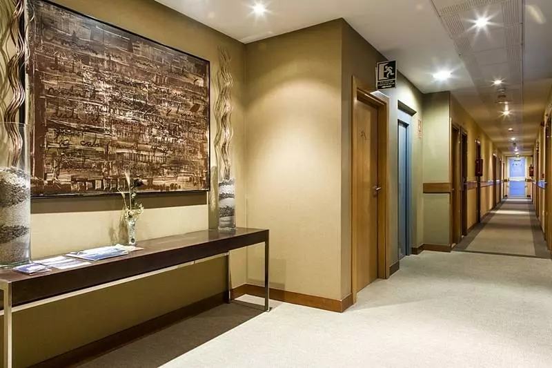 Hotelli Zenit Logrono