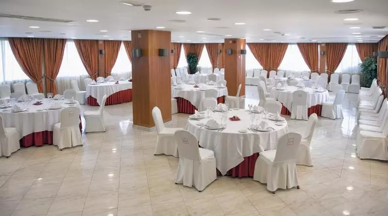 Hotelli Zenit Logrono