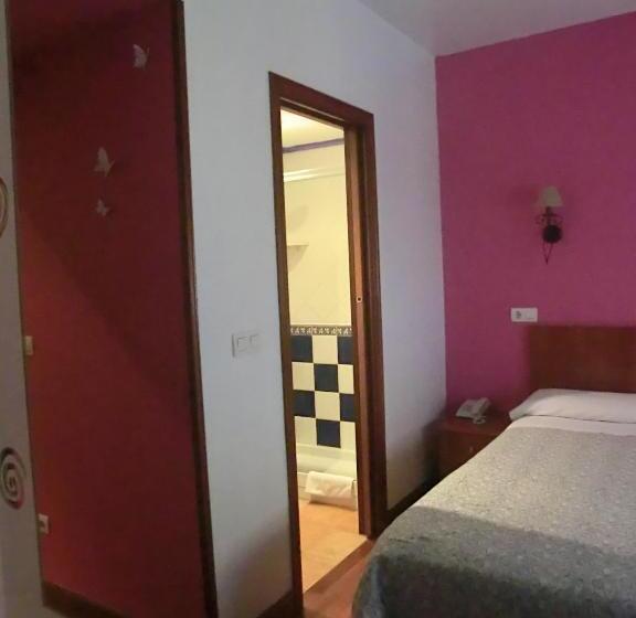 بنسيون Akelarre Ostatua