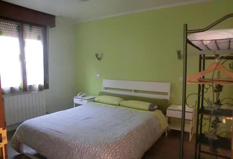 بنسيون Akelarre Ostatua