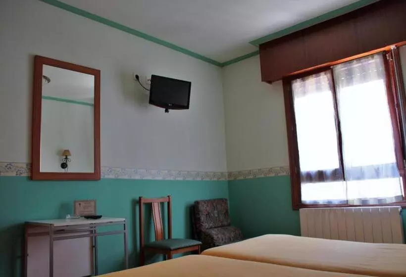 펜션 Akelarre Ostatua