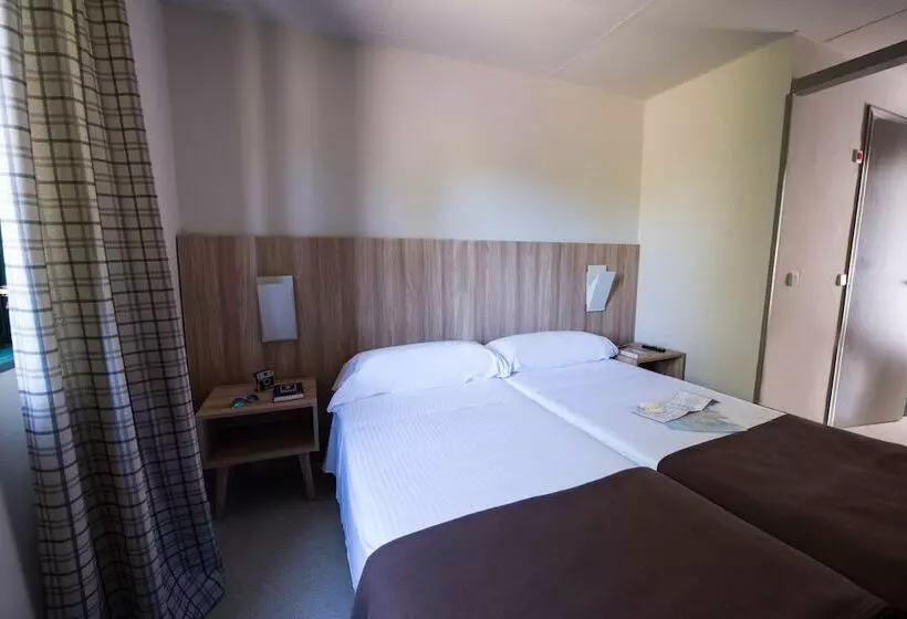 Albergue Monte do Gozo