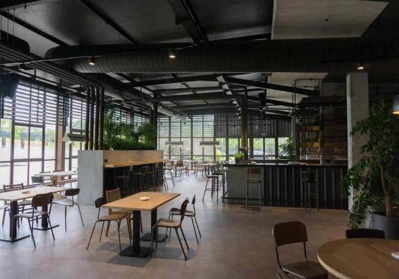 Albergue Monte do Gozo