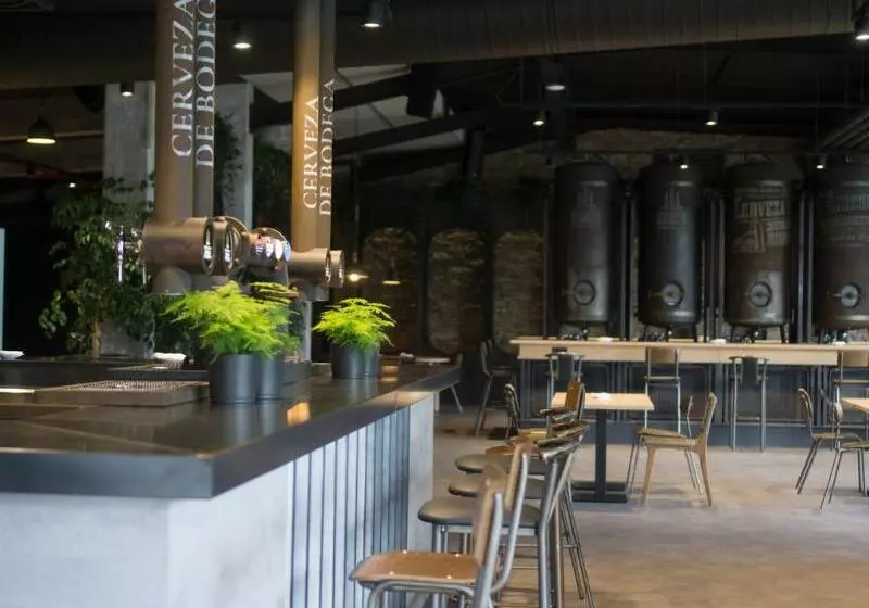 Albergue Monte do Gozo