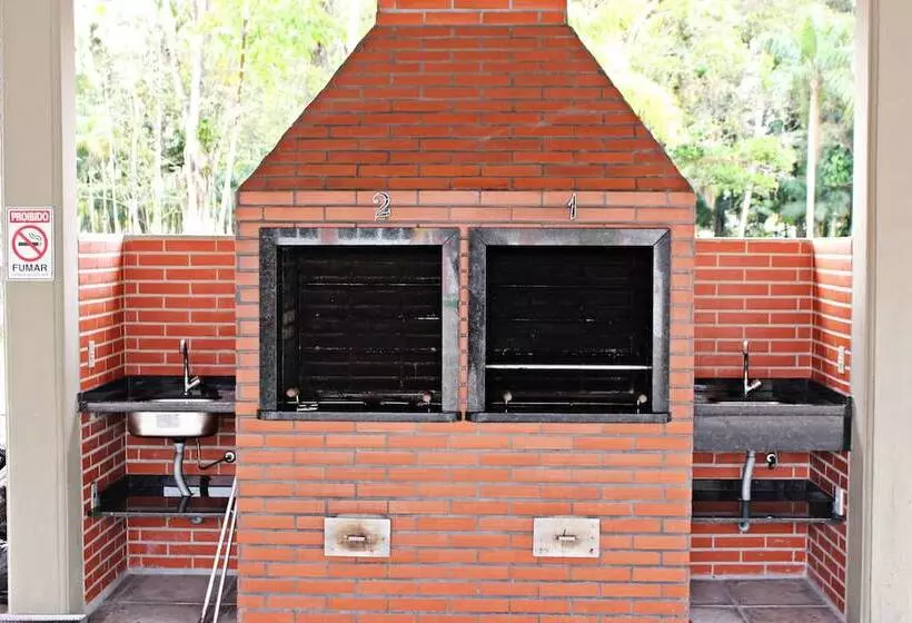 Majatalo Pousada Pontal De Guaratuba